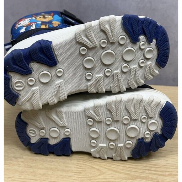 PAW Patrol Big Boy Winter Light Up Boots Size 7 - Picture 6 of 8